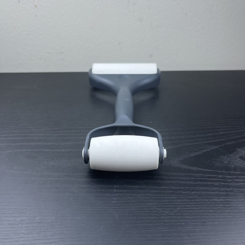 Pampered Chef Baker's Roller #1485 Double-End Dough Roller Baking Tool - Picture 3 of 8